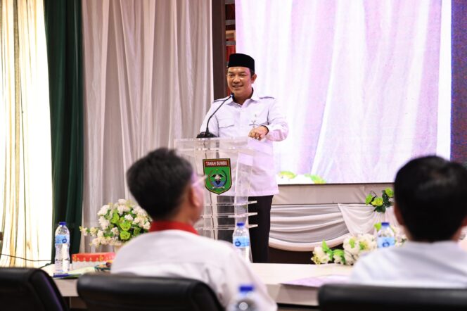 
 Perkuat Keamanan Cyber Pemerintah, Diskominfo Tanbu Luncurkan Computer Security Incident Response Team