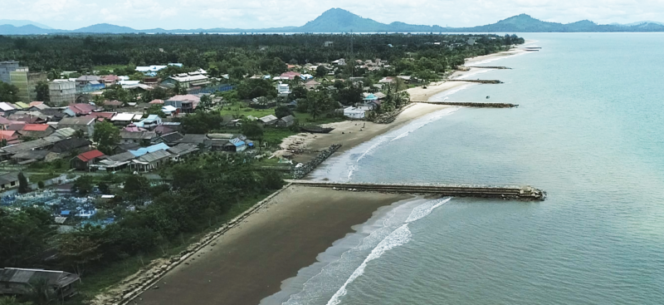 
 Cegah Abrasi, Pemkab Tanah Bumbu Bangun Pengaman Pantai Pagatan