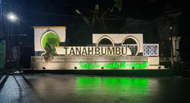 
 Lampu Hias Signature Percantik Tanah Bumbu, Identitas Baru yang Mempesona