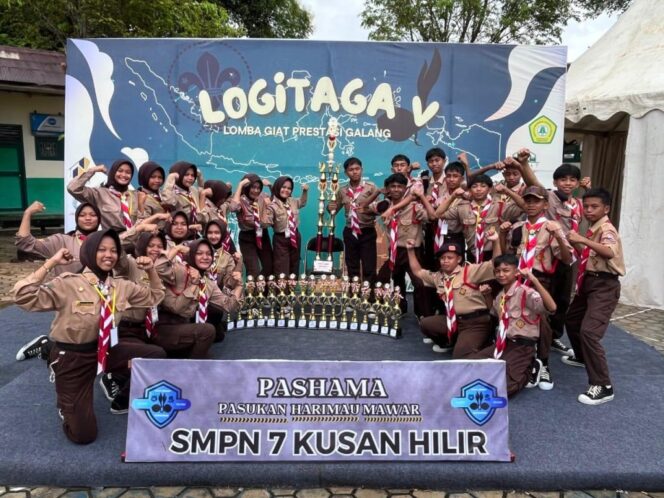 
 Sabet 18 Piala, Pramuka SMP Negeri 7 Kusan Hilir Bangga Raih Juara Umum Logitaga V