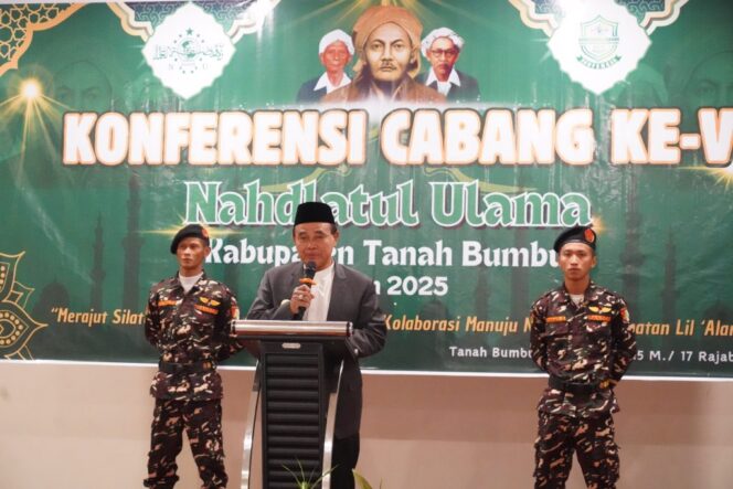 
 Buka Konferensi PCNU Ke-5, Zairullah Azhar Harapkan Lahirkan Gagasan Strategis Penggerak Dinamika Pembangunan di Bumi Bersujud