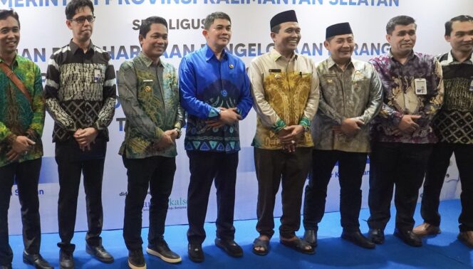 
 Bupati Tanah Bumbu Hadiri RUPS-LB Bank Kalsel, Apresiasi Kinerja 2024