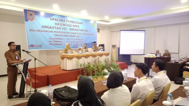 
 Pemkab Tanbu Gelar Orientasi PPPK 2025, Bekali ASN Nilai Dasar dan Integritas