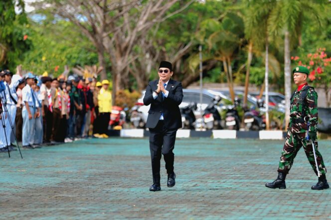 
 Bupati Andi Rudi Latif Pimpin Upacara Hari Lahir Pancasila: Jadikan Pancasila Inspirasi dalam Berkarya