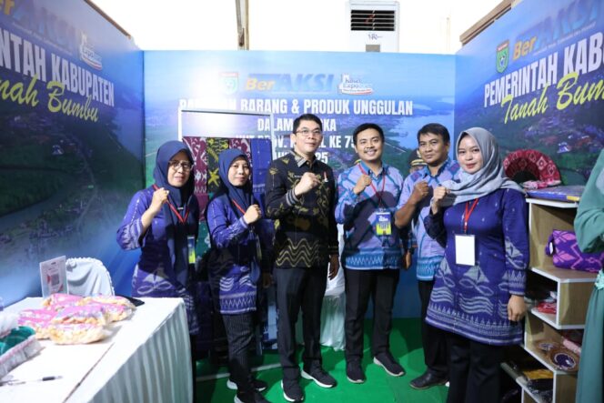 
 Tanah Bumbu Tampilkan Produk Unggulan di Kalsel Expo dan Bumdes Expo 2025
