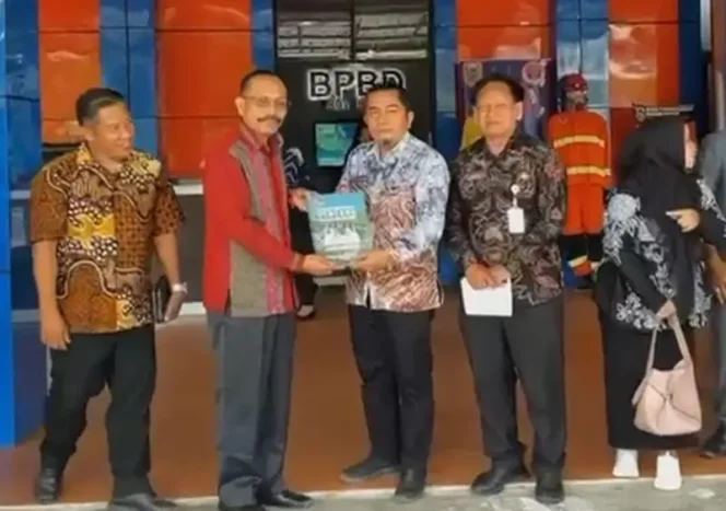 
 Komisi III DPRD Tanah Bumbu Sambangi BPBD Provinsi Kalsel, Upaya Pencegahan Cuaca Ekstrem di Pesisir