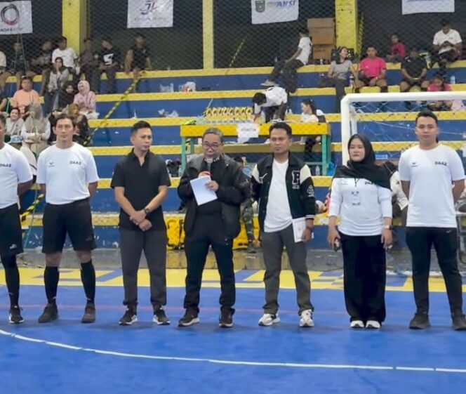 
 Pemkab Tanah Bumbu Dukung Turnamen Futsal Stikes Cup 2026, Bupati Andi Rudi Latif : Wadah Prestasi dan Sportivitas Anak Muda Tanah Bumbu