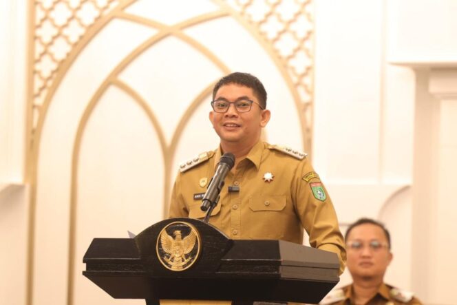 
 Di Bawah Kepemimpinan Andi Rudi Latif, IPM Tanah Bumbu Naik dan Jadi Tertinggi Kedua di Kalsel