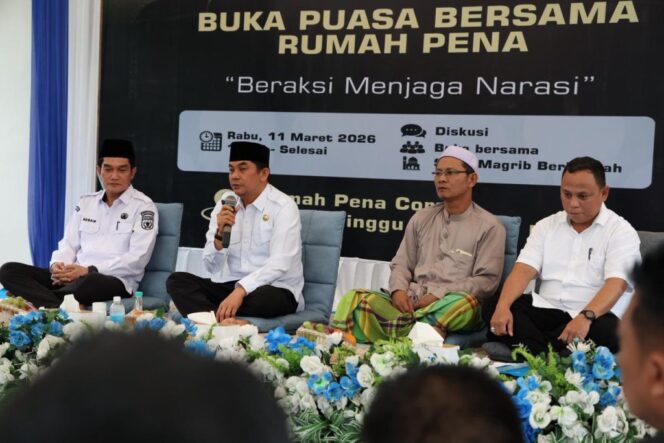 
 Bupati Tanah Bumbu Andi Rudi Latif Resmikan Kantor Rumah Pena, Dorong Program Literasi Kreatif