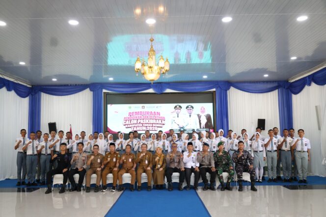 
 Bupati Tanah Bumbu Resmi Buka Pemusatan Pendidikan dan Pelatihan Calon Paskibraka 2026