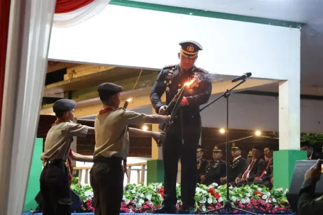 
 Semarak Pawai Obor dan Taptu Warnai Malam Kemerdekaan RI di Tanah Bumbu