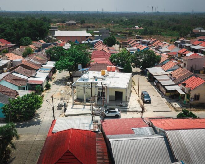 
 Bupati Andi Rudi Latif Dukung Rehabilitasi Musholla Al-Washilah di Kersik Putih